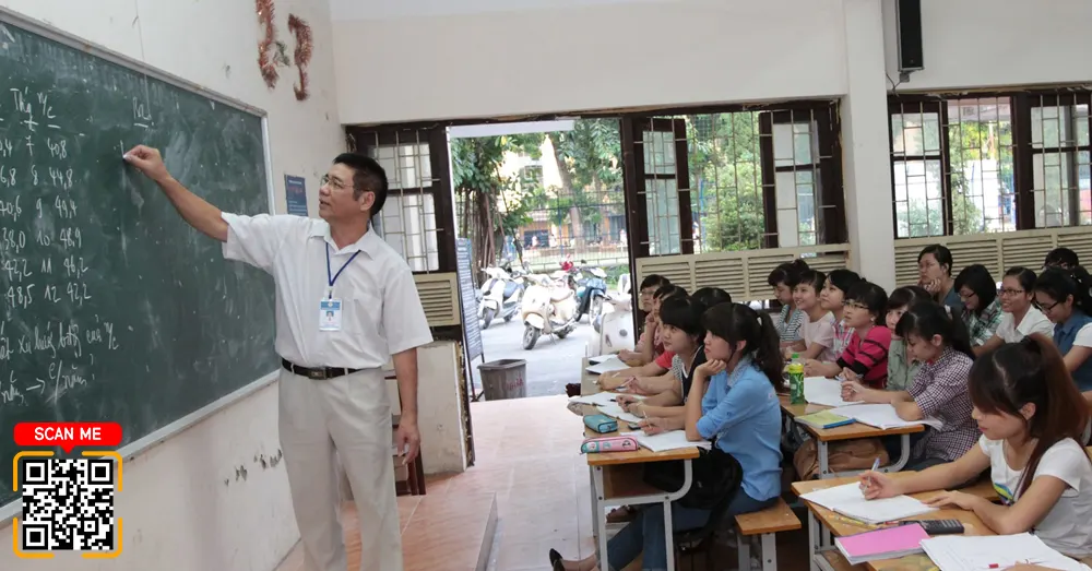 Chức danh nghề nghiệp giáo viên dự bị đại học hạng III là gì?